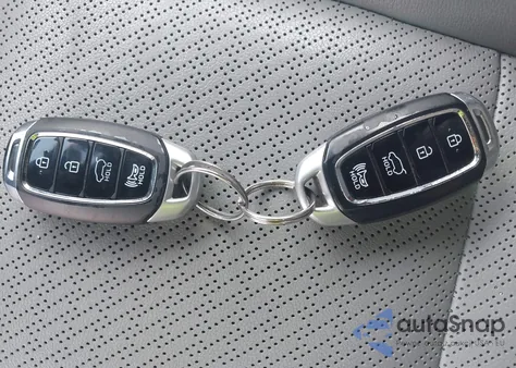 2021 Hyundai Kona Limited из США, поврежденный, VIN KM8K33A56MU705472